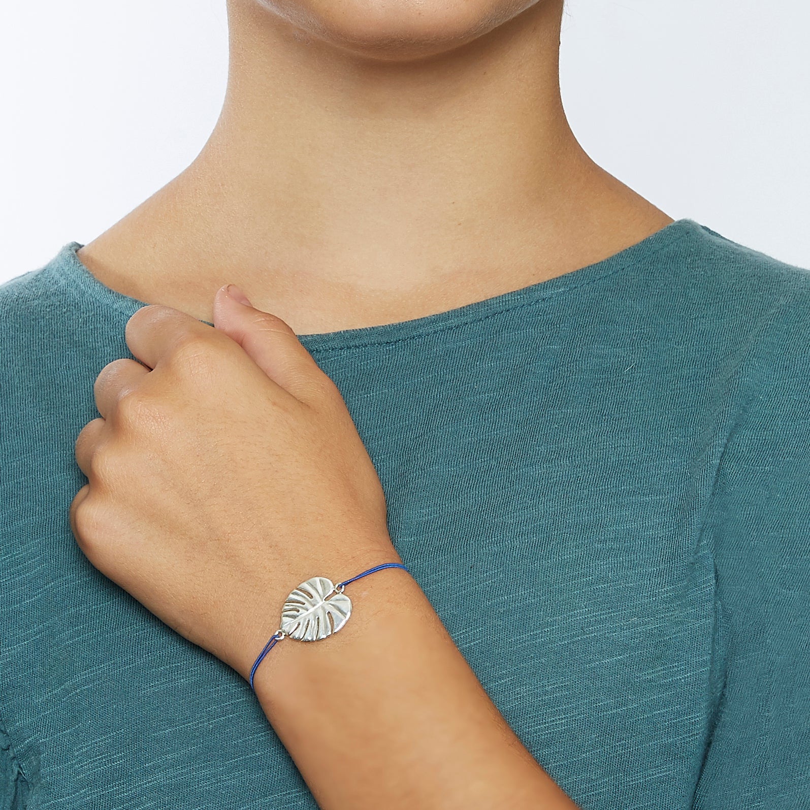 Leaf bracelet