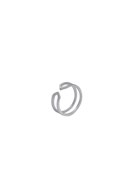 Single fine Duality earring in satin silver
