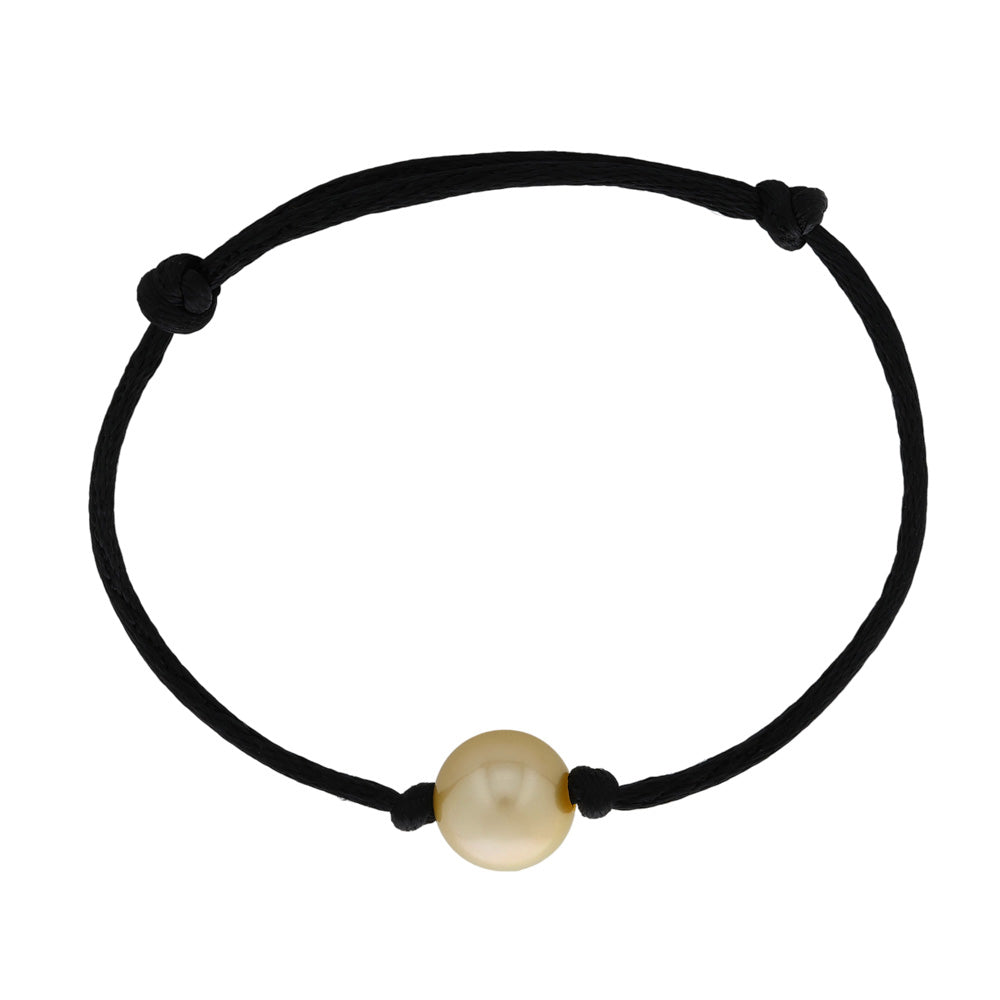 Golden pearl bracelet