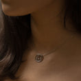 Charger l'image dans la visionneuse de la galerie, Collier Audace or blanc et diamants
